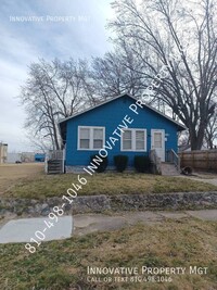 Building Photo - 1115 Knapp Ave