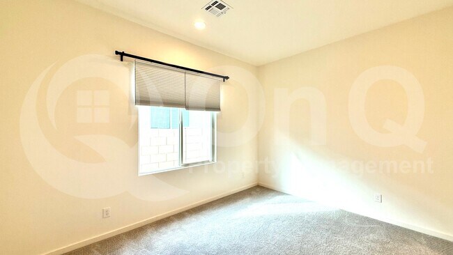 Building Photo - 21096 E Arroyo Verde Dr