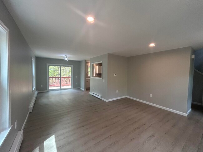 Building Photo - 61 Lovewell Pond Rd