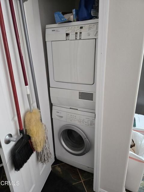 Building Photo - 436 Poli St