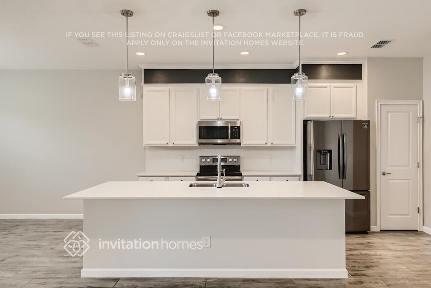 Building Photo - 1132 Hendon Lp