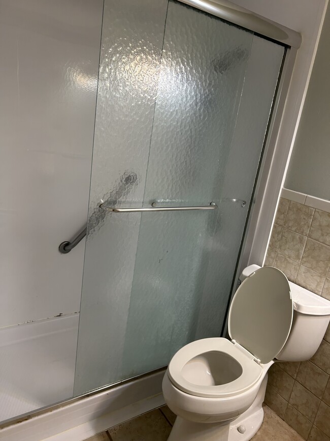 Building Photo - 379 Huse Rd