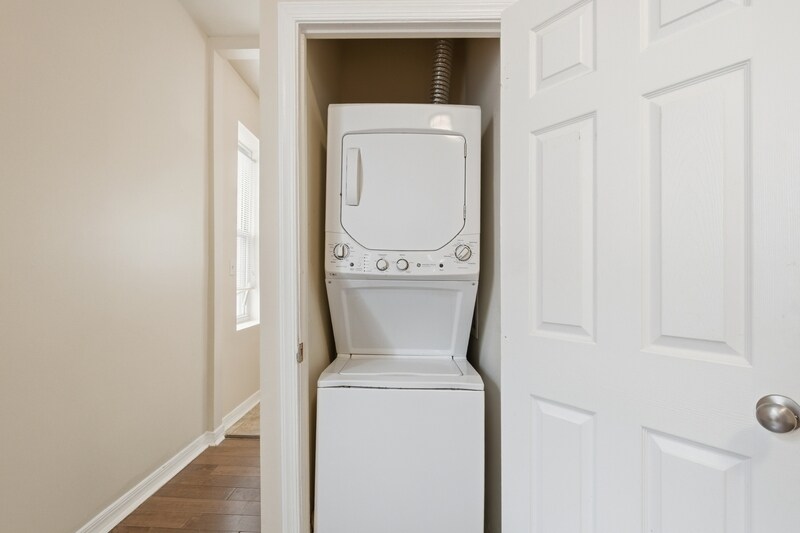 Building Photo - 212 S Loudon Ave