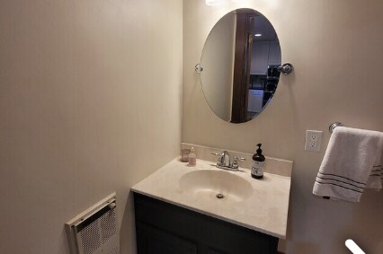 First floor bathroom - 1121 6th St S