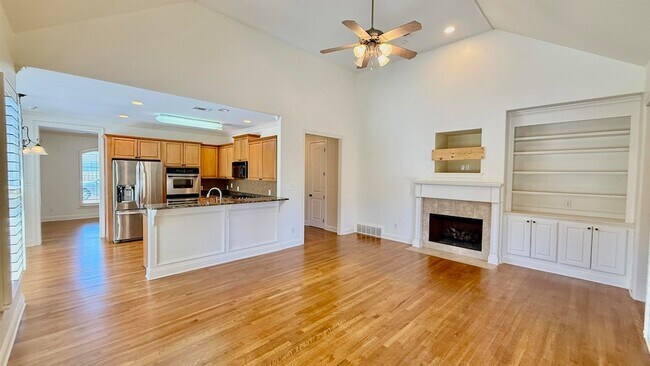 Building Photo - 9008 Arden Meadows Dr