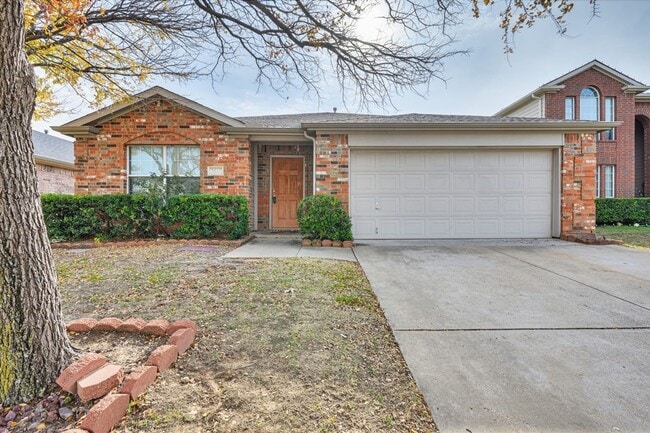 Building Photo - 2545 Prospect Hill Dr