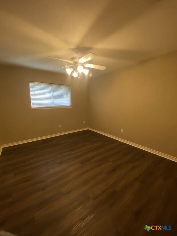 Building Photo - 816 Twin Oaks Dr