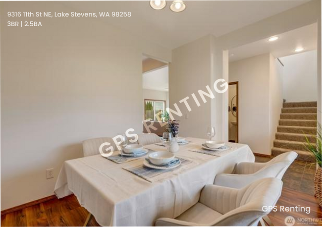 Building Photo - Stylish 3-Bedroom Home in Prime Lake Steve...