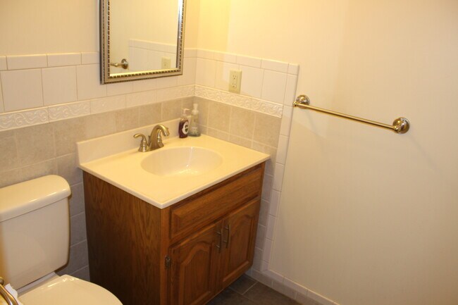 Building Photo - 168 Stewart Hills Dr