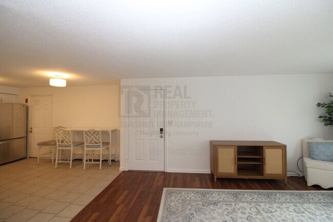 Building Photo - 50 Brookside Dr