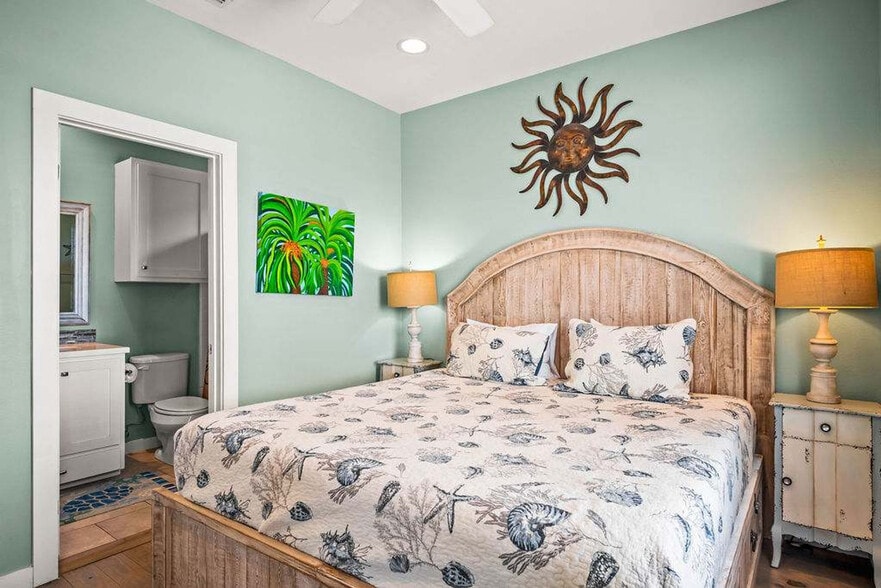 Building Photo - 2727 Eleventh Street-SI ID1023166P