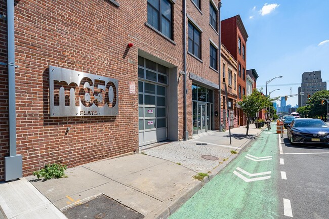 Building Photo - 650 Montgomery St