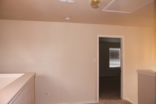 Building Photo - Spacious 4 bedroom in Wildhorse Creek