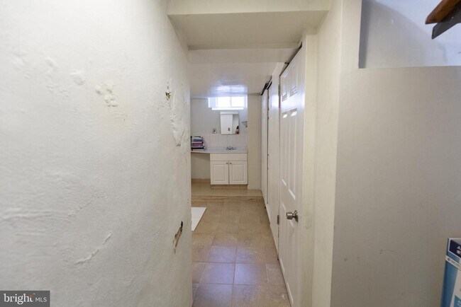 Building Photo - 808 Gaul St