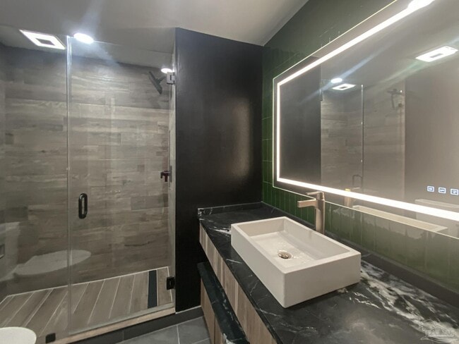 Building Photo - 9678 Westgate Cir