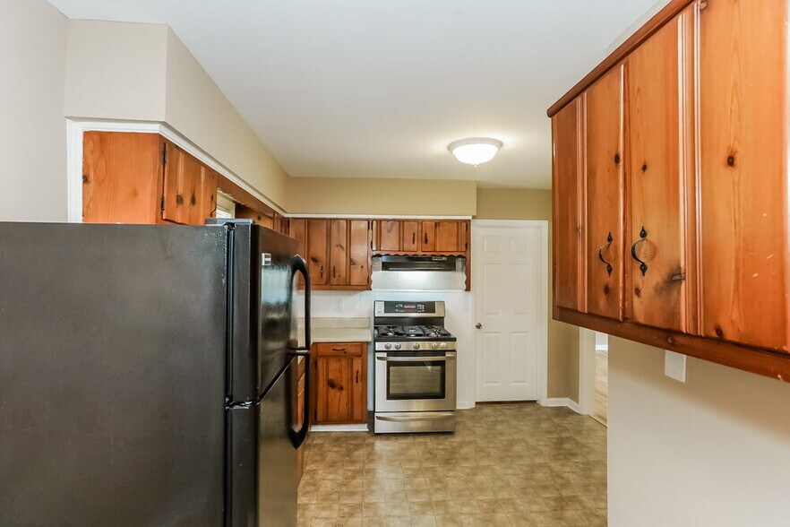Building Photo - 2529 Graywall St