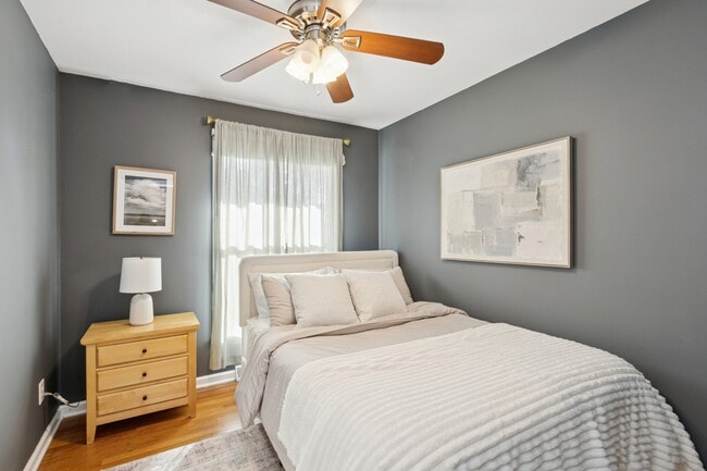 Building Photo - 10106 W 91st St