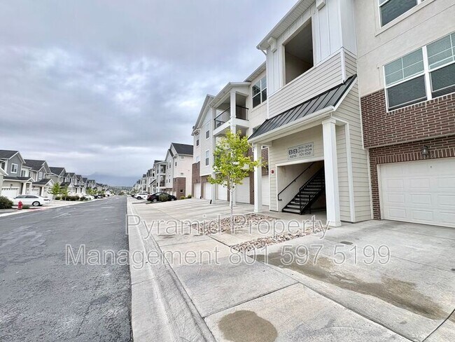 Building Photo - 4216 W 1530 N