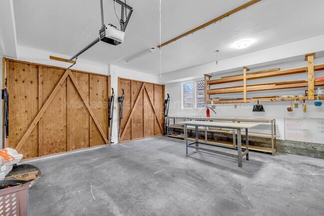 Building Photo - 1231 Funston Ave