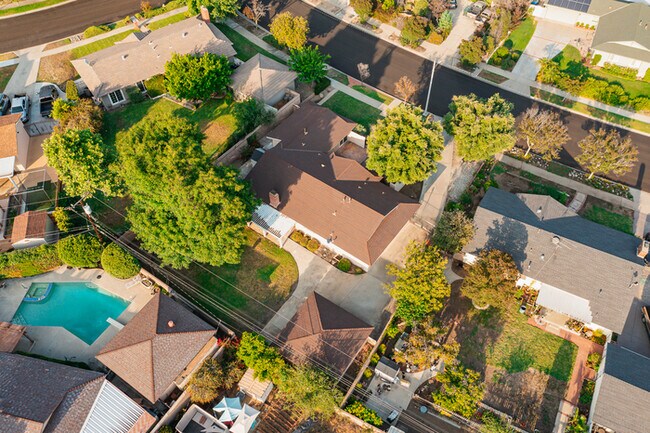 Building Photo - Spacious 4BR 2BA Home in Prime Glendora