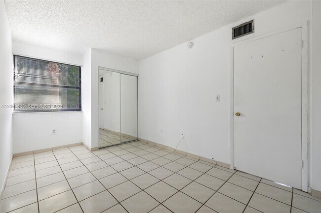 Building Photo - 10050 NW 9th St Cir