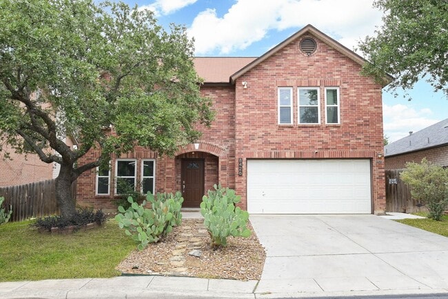 Primary Photo - Beautiful 4/3.5 Home Available for Immedia...