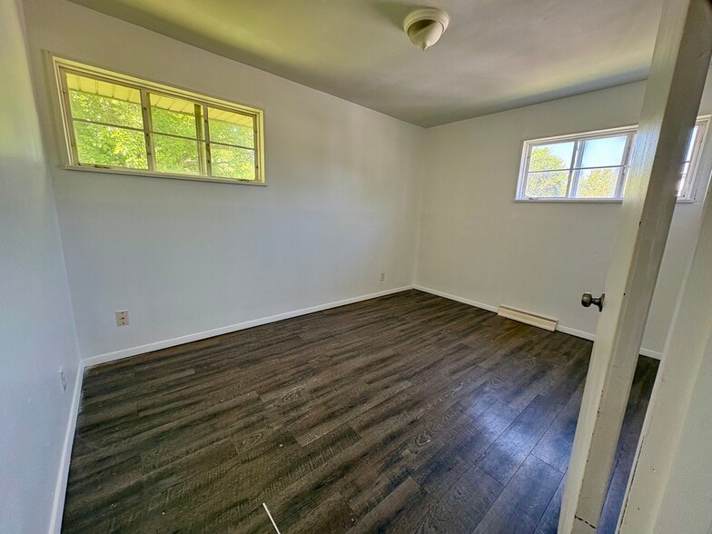Bedroom #1 - 5547 Holborn Dr