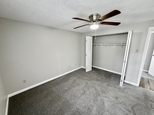Building Photo - 4408 N Bay Dr