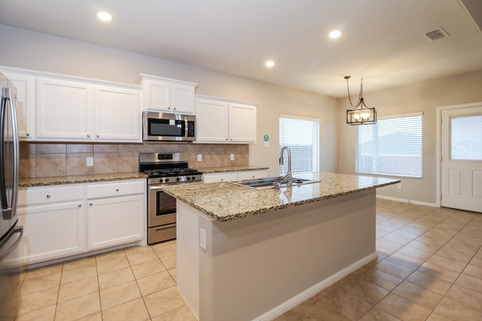 Building Photo - 6913 Freeboard Wy