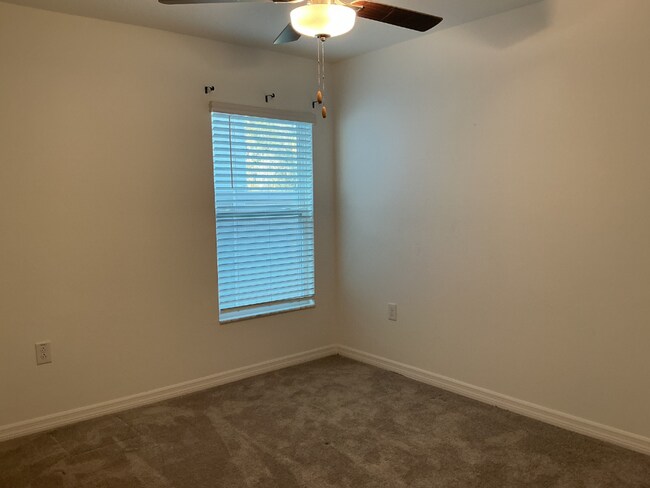 Building Photo - Spacious 4BR Single-Story in Lakeland