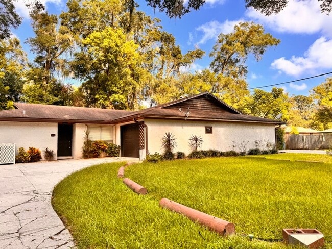 Building Photo - RENTAL