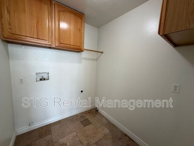 Building Photo - 135 N 350 W