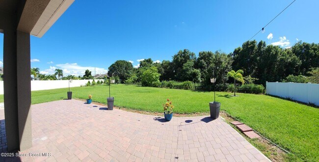 Building Photo - 1813 Hawksbill Ln