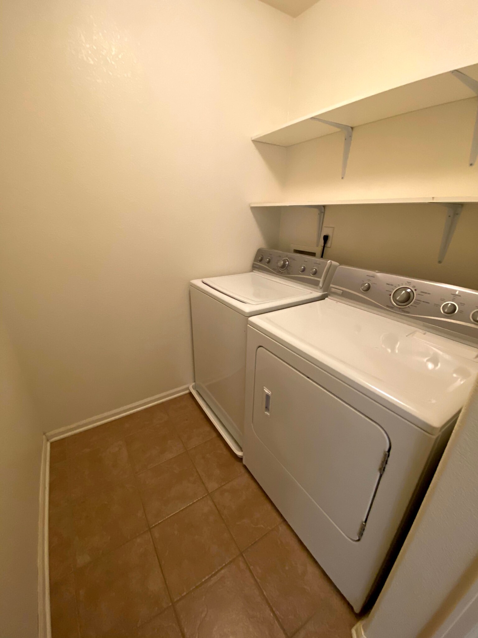 Laundry Room (Upper Level) - 10678 Upper Ridge Rd