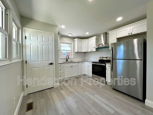 Building Photo - 5405 Myrica Ln