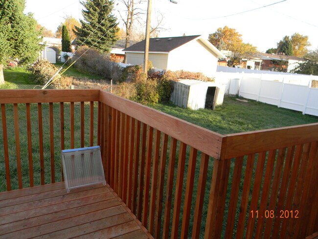 Building Photo - Beautiful Home in Clinton for Rent with Huge Yard