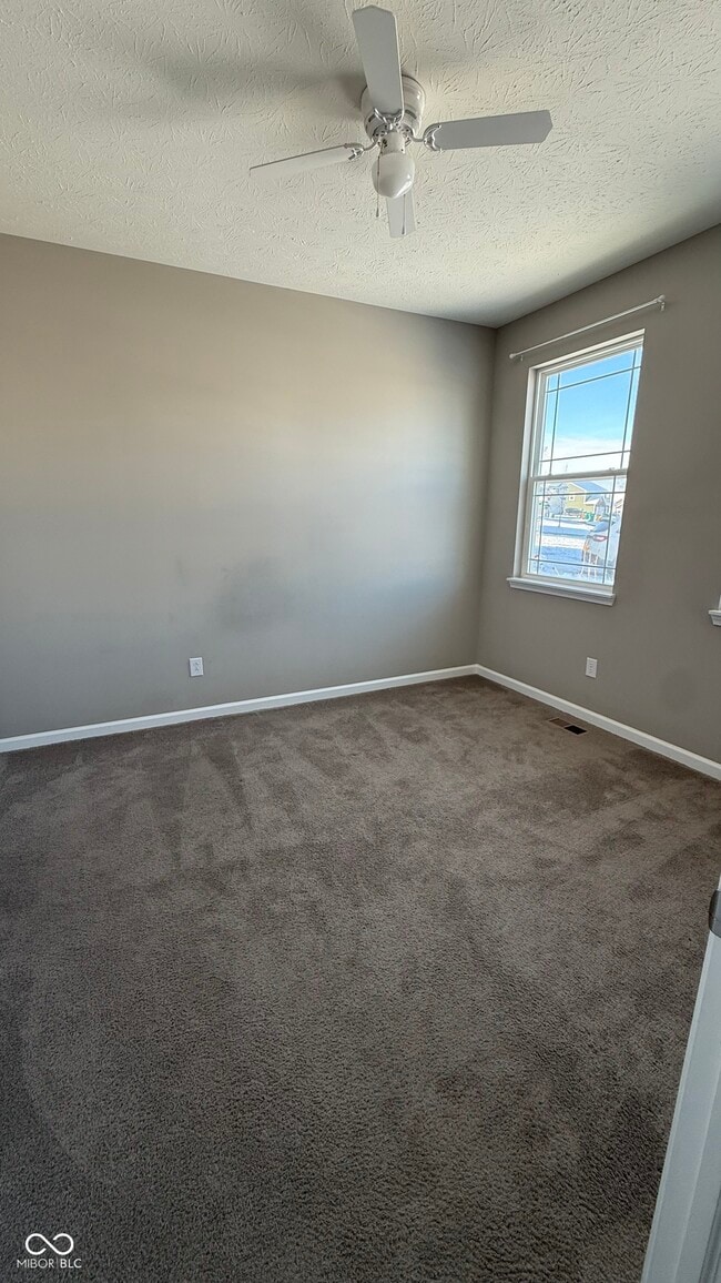 Building Photo - 6923 Bryant Pl