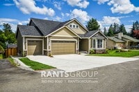 Building Photo - 3 Car Garage! Private Beach Access! Fantastic Location! I5 & shopping only 5 minutes away!