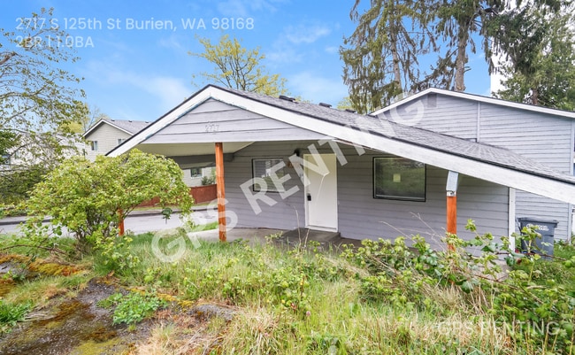 Building Photo - 2717 S 125th St