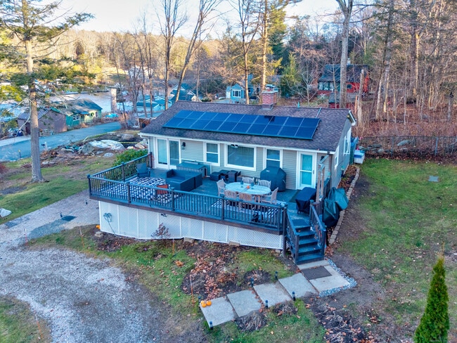 Primary Photo - 25 Cottage Grove Rd