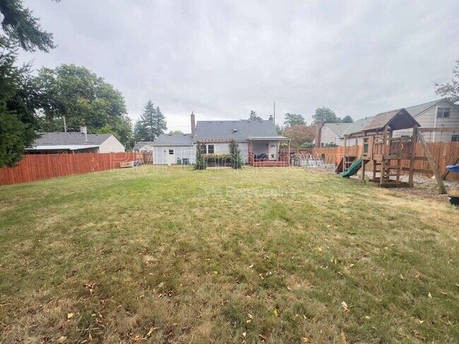 Building Photo - 2755 SE 165th Ave