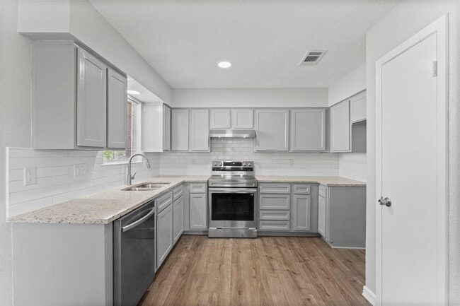 Building Photo - 4907 Tealgate Dr