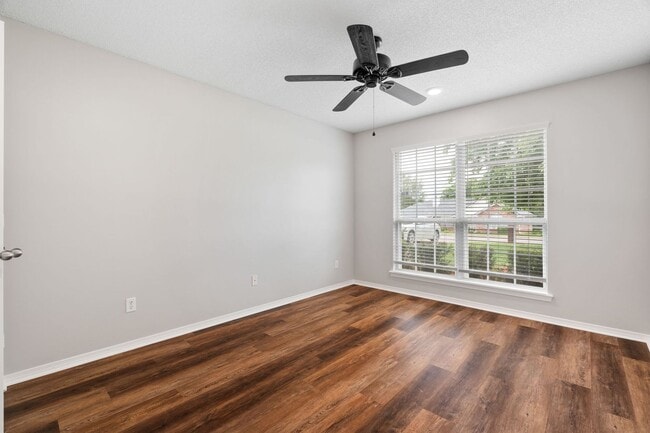 Building Photo - 7120 Blackjack Dr