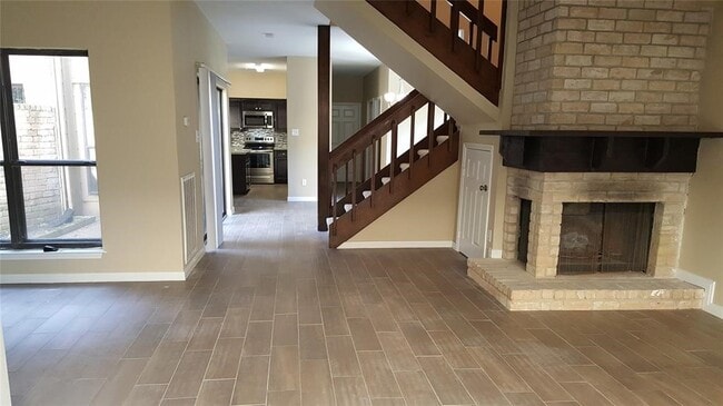 Building Photo - 12625 Memorial Dr