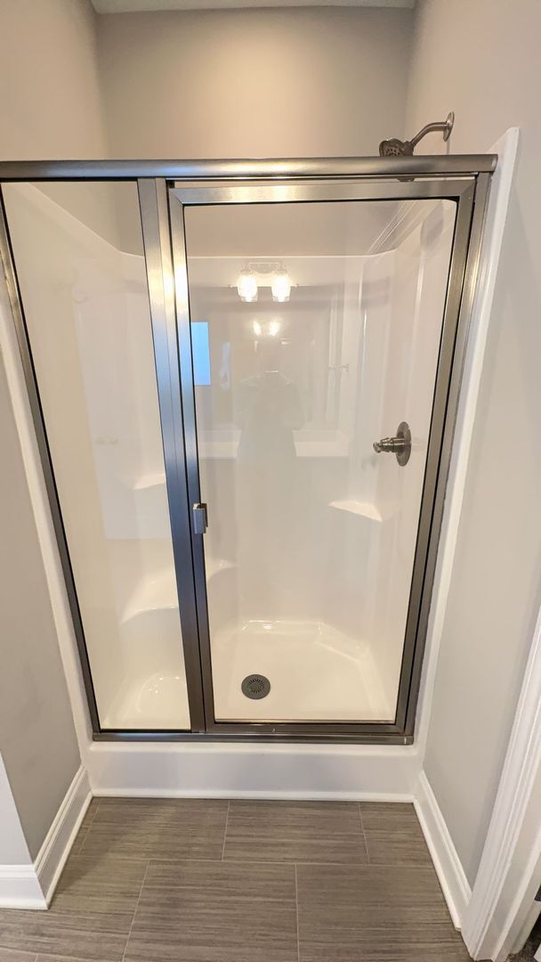 Building Photo - AVAILABLE NOW!! Beautiful 4 bd in Cambridg...