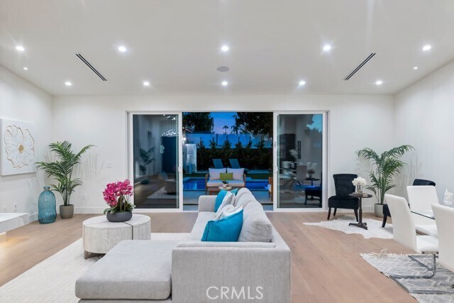 Building Photo - 4801 Abbeyville Ave