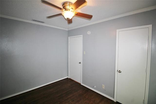 Building Photo - 1225 Lakeside Dr
