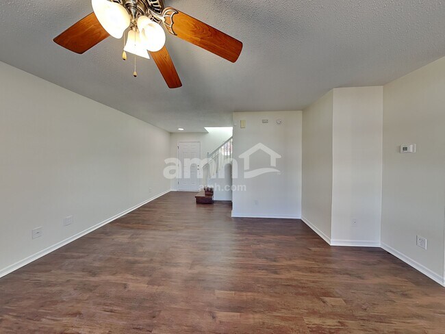 Building Photo - 9414 W Stargazer Dr