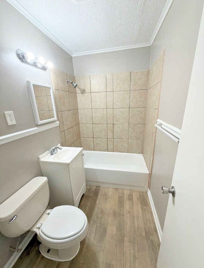 Building Photo - Newly Renovated Home In Whitehaven