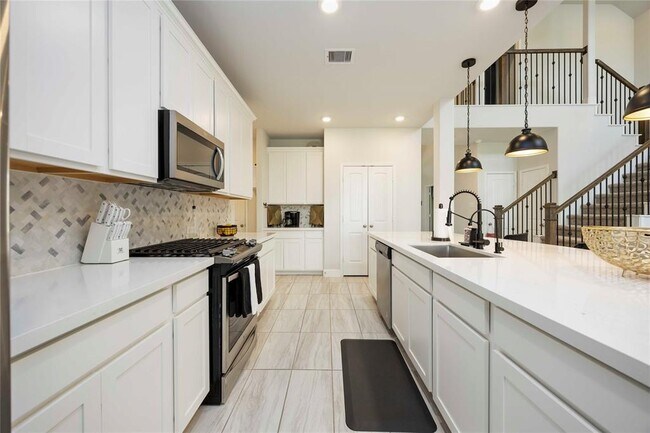 Building Photo - 7023 Arbor Bay Ln